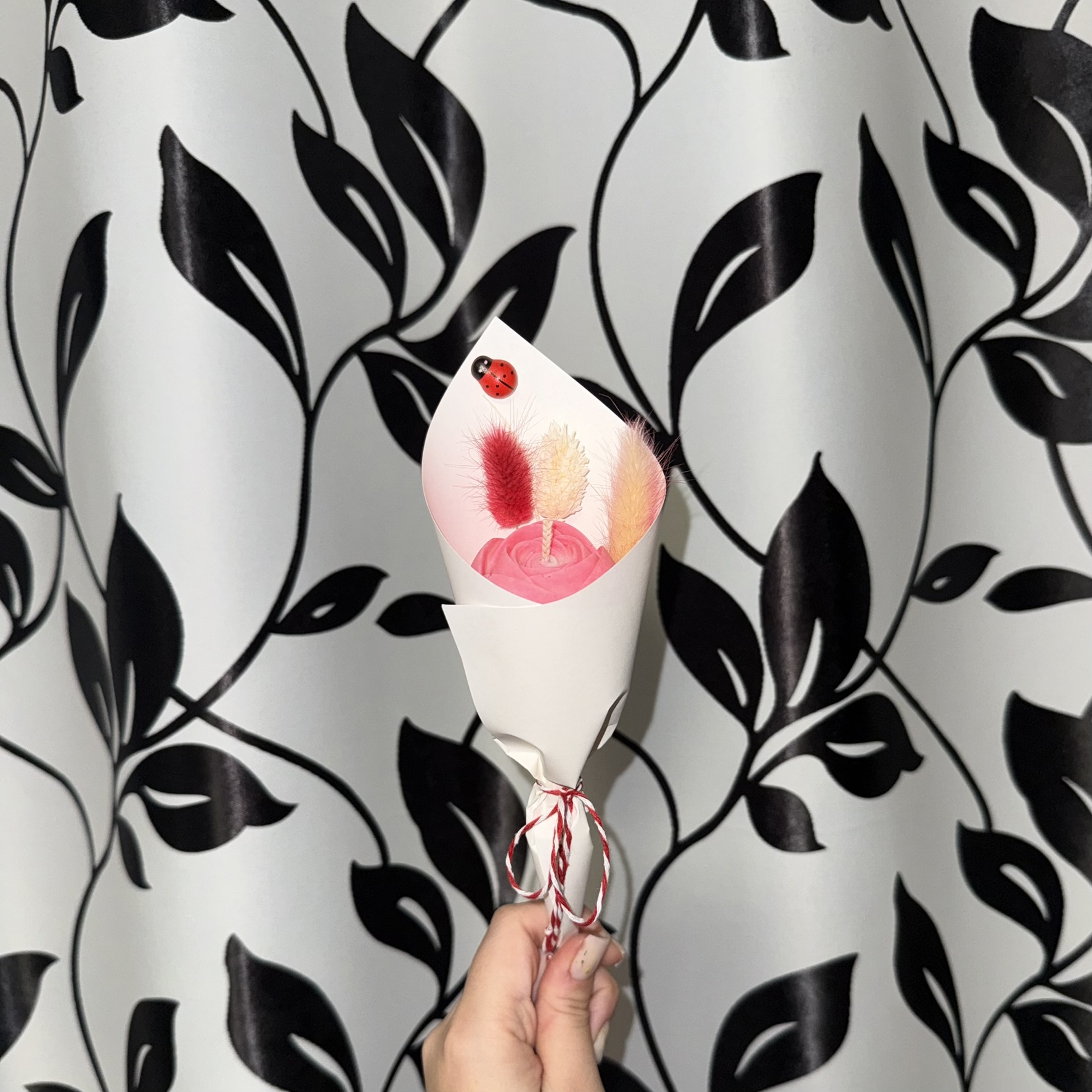 Martisor Trandafir delicat – imagine 1