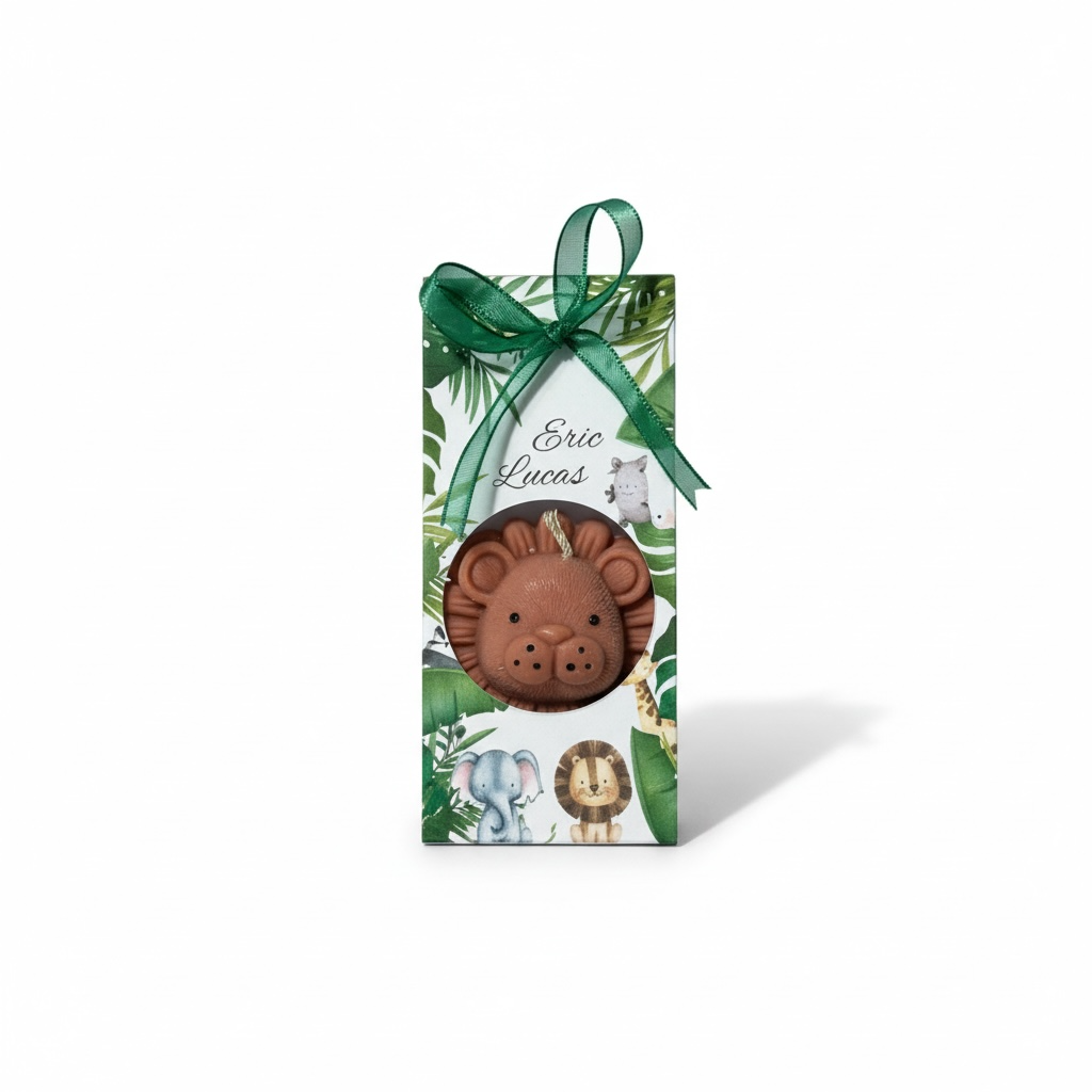 Marturie leu din ceara de soia in cutie personalizata – imagine 1