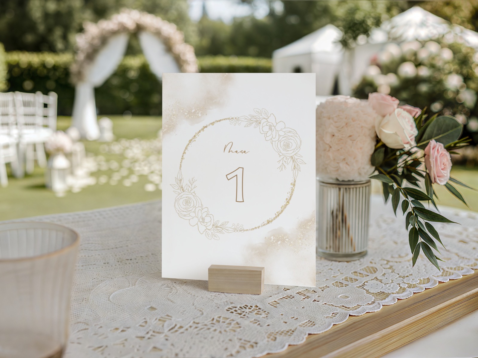 Numar masa nunta boho cu accente aurii – imagine 1